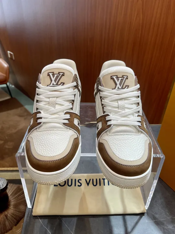 Louis Vuitton Shoe 